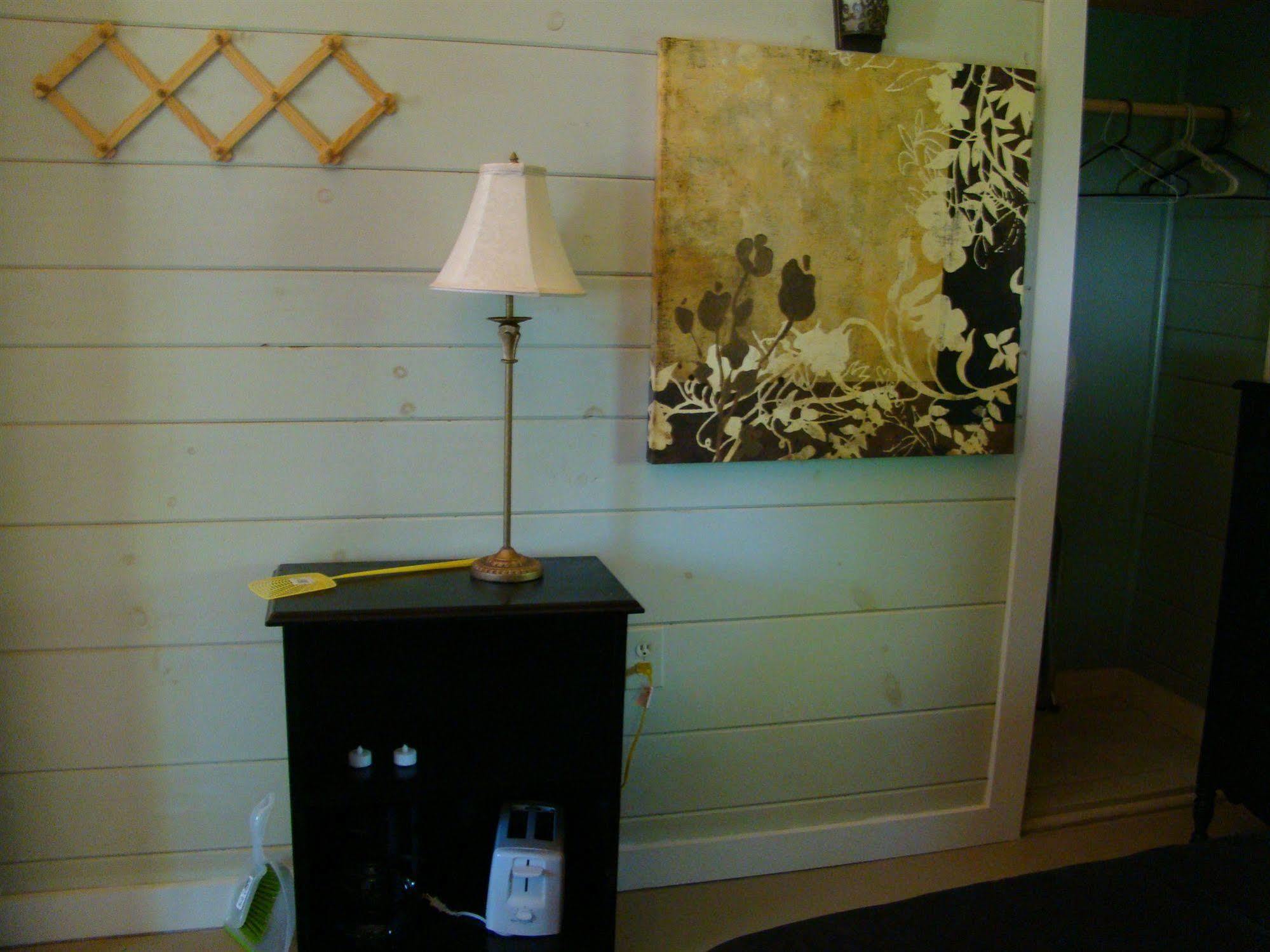 Bay Leaf Cottages & Bistro Lincolnville Bagian luar foto